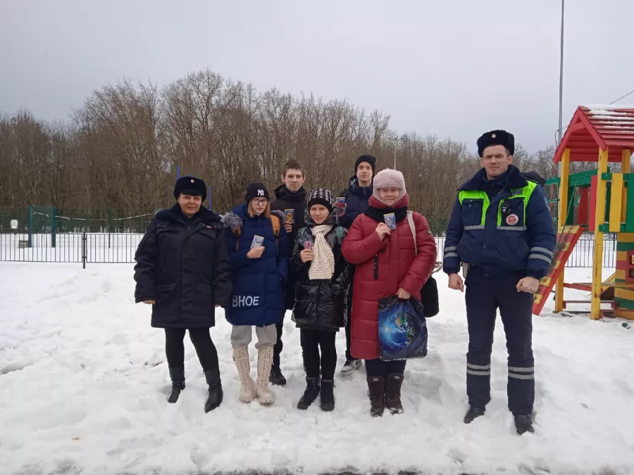 Детям напомнили о безопасности дорожного движения