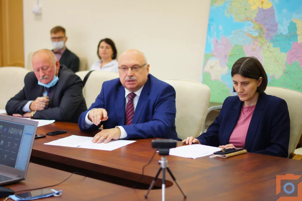 Безосновательность и лживость нападок на российские выборы раскрыты на круглом столе в ЛГУ им. А.С. Пушкина