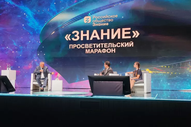 Александр Дрозденко &mdash; молодым: нужно не бояться брать на себя ответственность