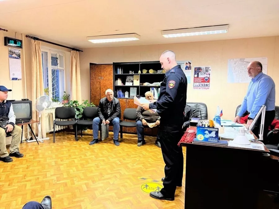 В Киришах ДНД помогает обеспечивать безопасность на дорогах