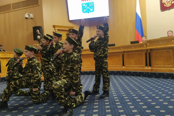 В администрации Ленинградской области прошло торжественное мероприятие, посвященное Дню защитника Отечества