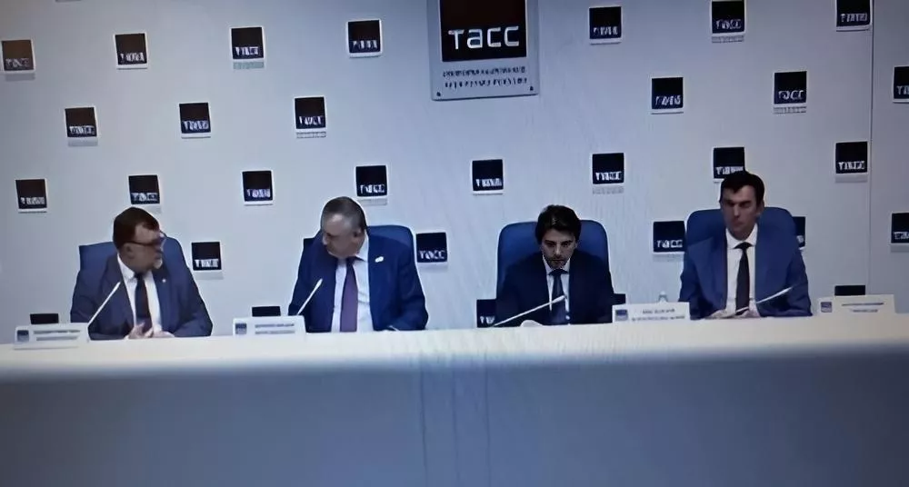 Пресс-клуб с губернатором на тему благоустройства