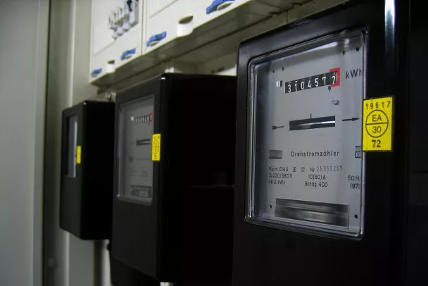 Более 60 тысяч должников за электроэнергию насчитывается в Ленинградской области