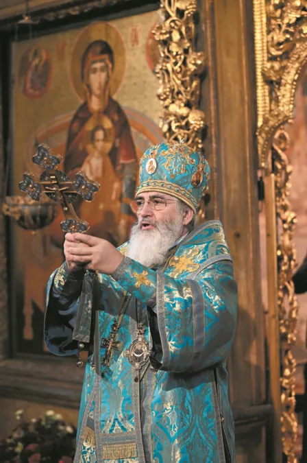 &laquo;СЕВЕРНАЯ ЦАРИЦА&raquo; ХРАНИТ И ПРИНИМАЕТ ВЕРУ