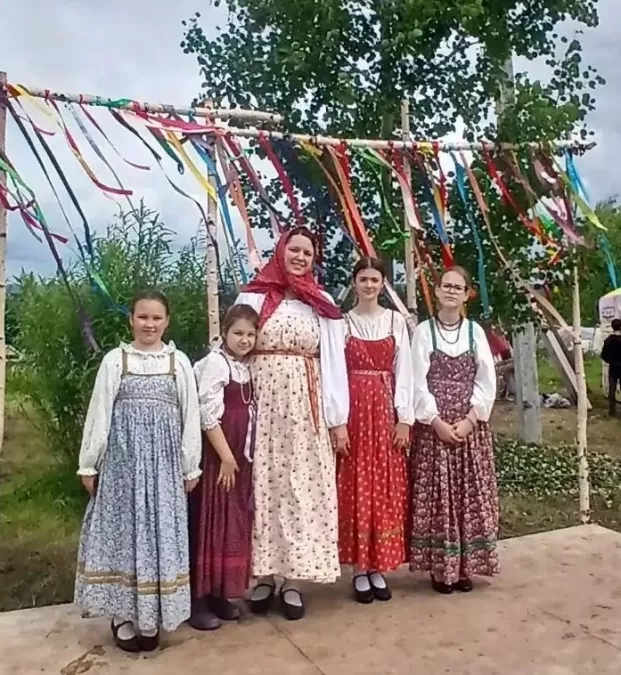 ФОЛЬКЛОРНЫЕ КАНИКУЛЫ