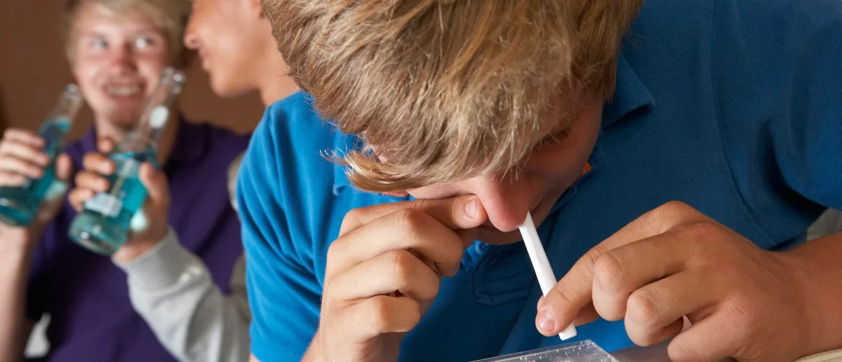 как узнать принимает ли ребенок наркотики