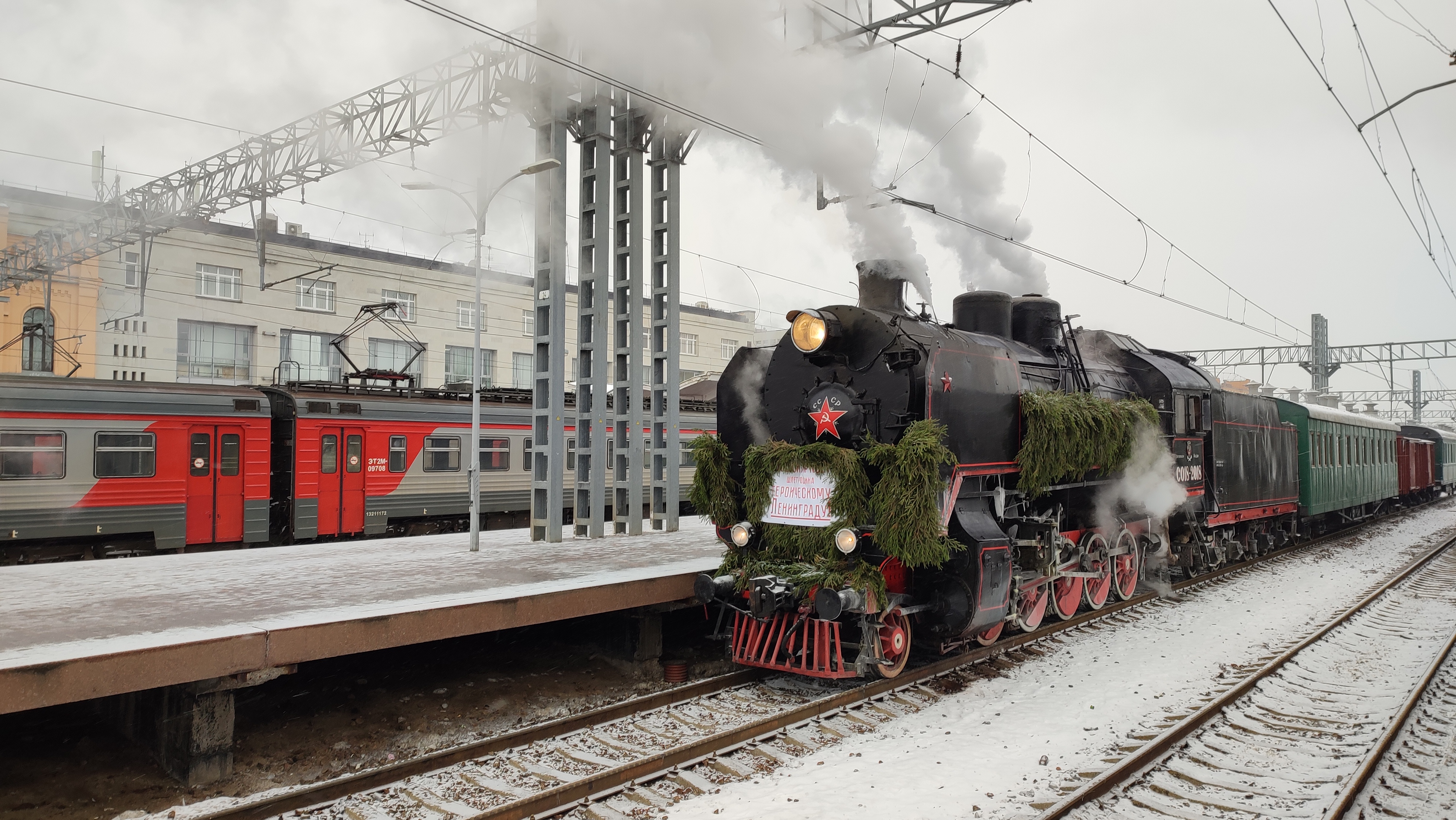 Тематический электропоезд расскажет историю полного освобождения Ленинграда от фашистской блокады